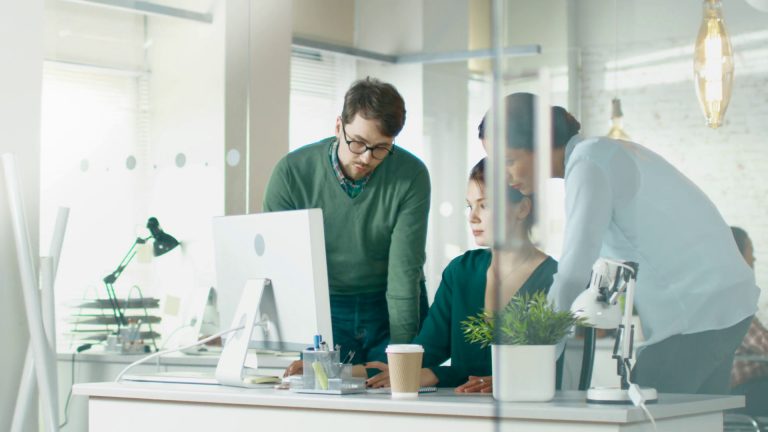 Descubra porque miles de empresas confian en Microsoft Dynamics 365