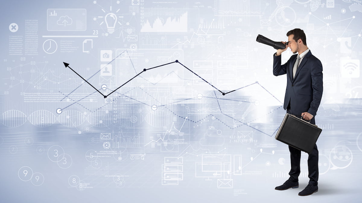 Hombre con ganas de aumentar ventas