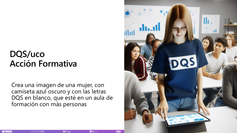 Crea una imagen de una mujer, con camiseta azul oscuro y con las letras DQS en blanco, que esté en un aula de formación con más personas. Esta imagen es para una acción formativa incluida en nuestra Universidad Corporativa.